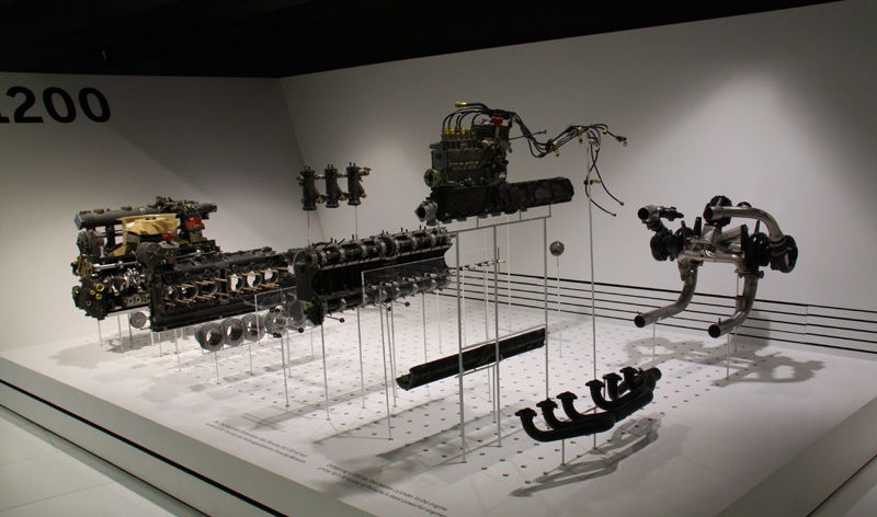 Porsche automobile components in each period